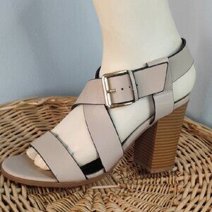 Christian Siriano Taupe Crisscrossed Strappy Block Heel Sandals Women's Size 9